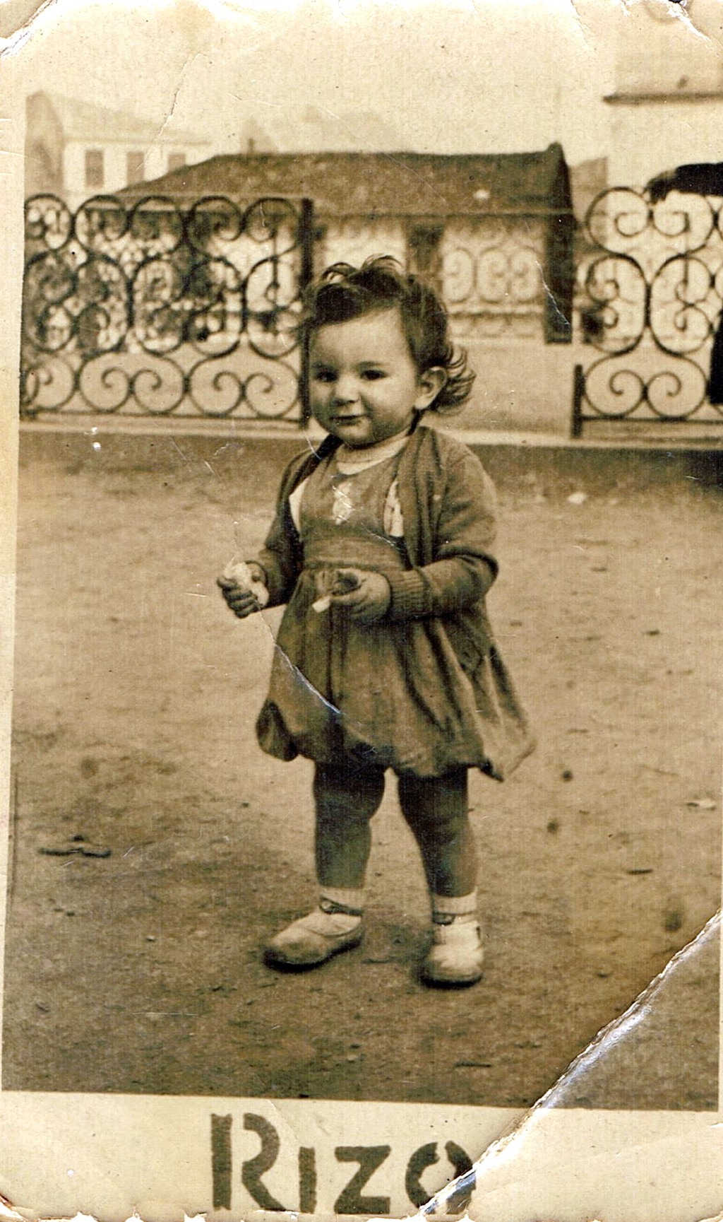 Ampliar: Aprendendo a andar na Praza maior, fins 1949